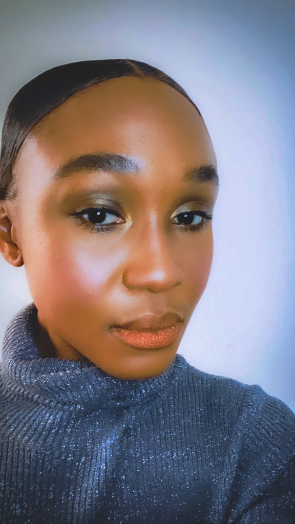 Applying Glittery Make-Up for day to night look 1